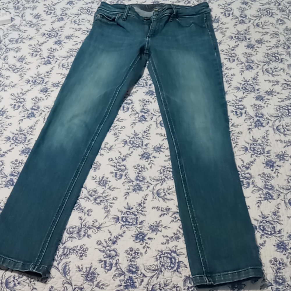DL1961 size 26 jeans